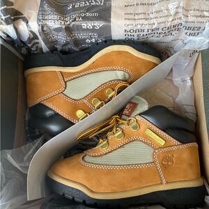Timberland Toddler Wheat Field Boots Size 10